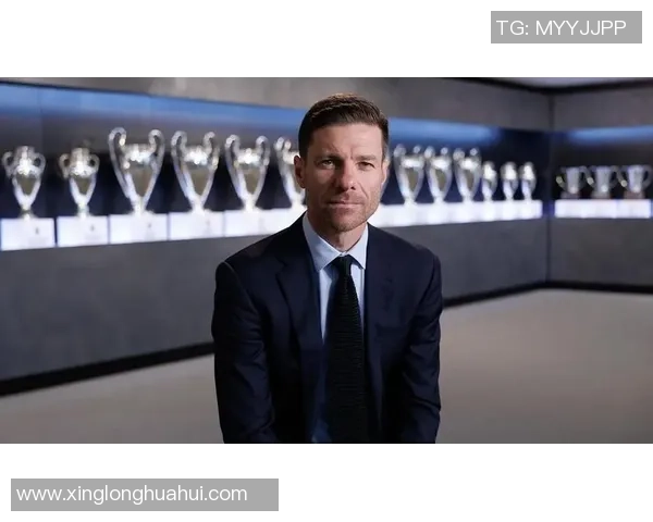 哈维阿隆索退役后新篇章将执教皇家马德里青年队助力未来人才培养