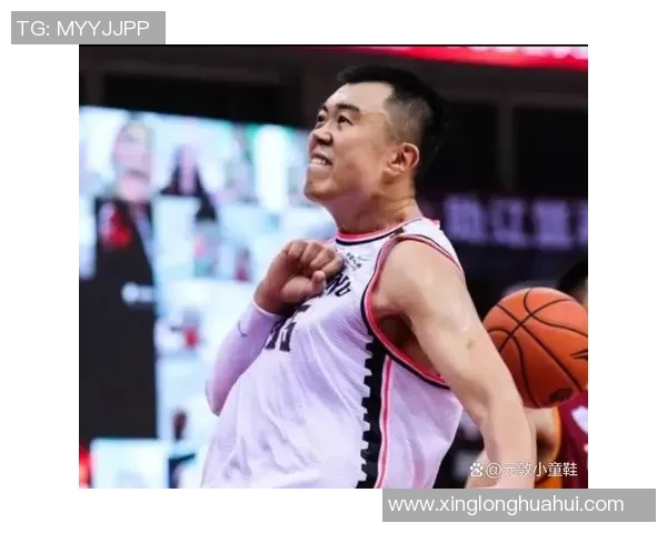 韩德君的篮球生涯回顾与未来展望：从青涩新星到CBA传奇的成长之路